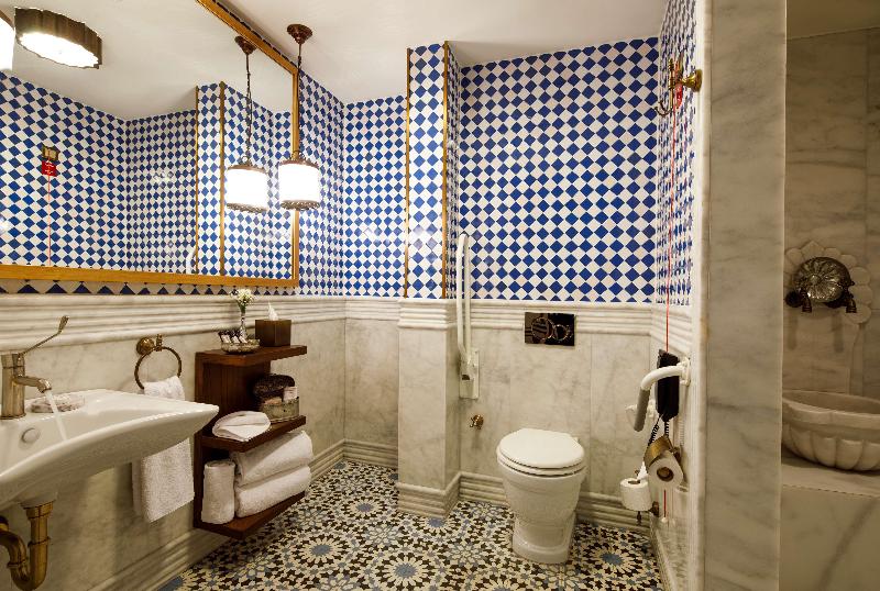 Hagia Sofia Mansions Istanbul, Curio Collection By - Oda