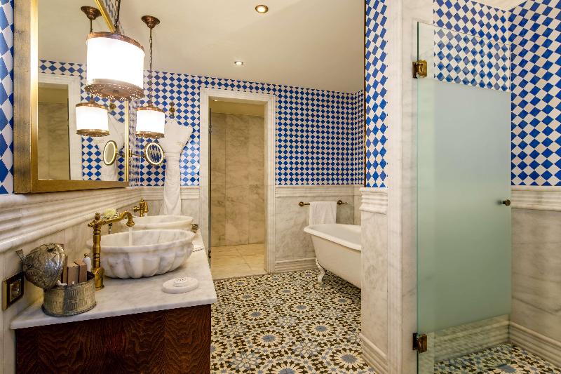 Hagia Sofia Mansions Istanbul, Curio Collection By - Oda