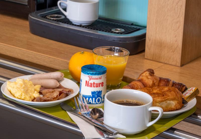 B&B Hotel la Rochelle Beaulieu Puilboreau - Restoran