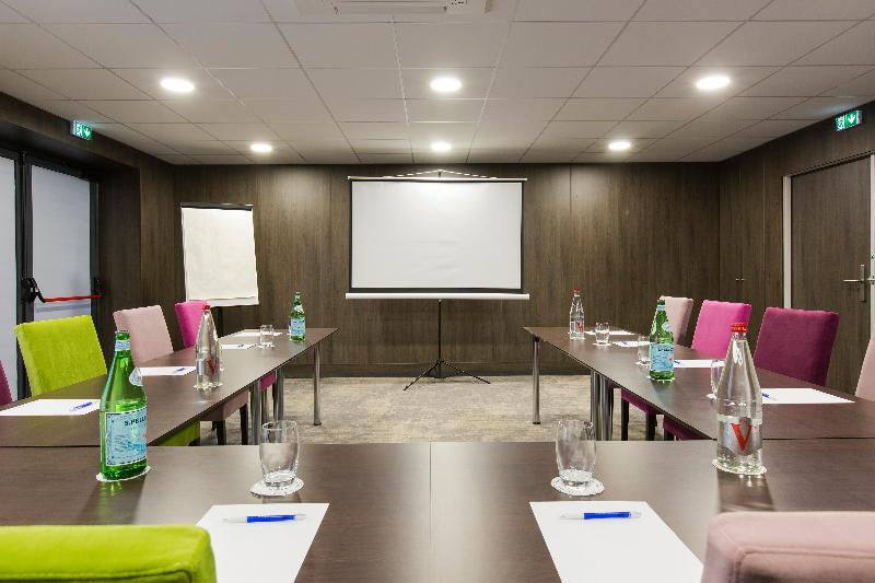 B&B HOTEL Strasbourg Nord Schiltigheim - Toplantı