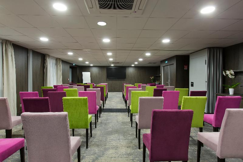 B&B HOTEL Strasbourg Nord Schiltigheim - Toplantı