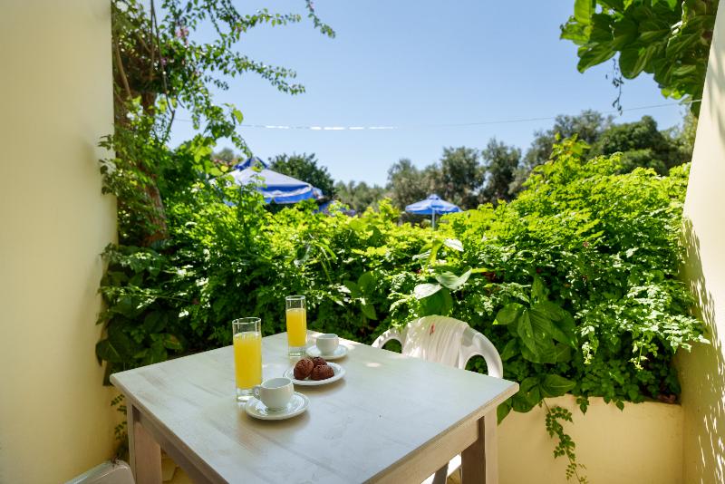 Sunrise Hotel & Apartments - Oda