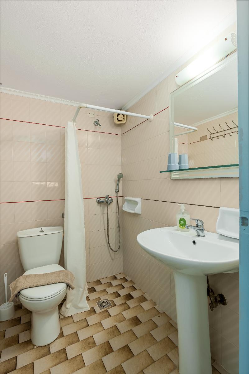 Sunrise Hotel & Apartments - Oda