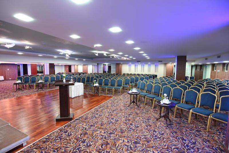 Surmeli Adana - Toplantı