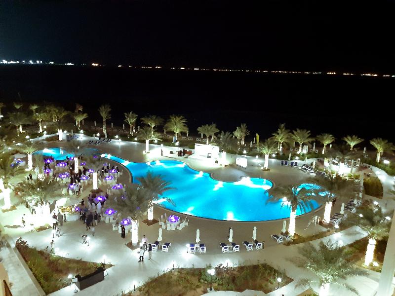 Al Bahar Hotel & Resort - Havuz