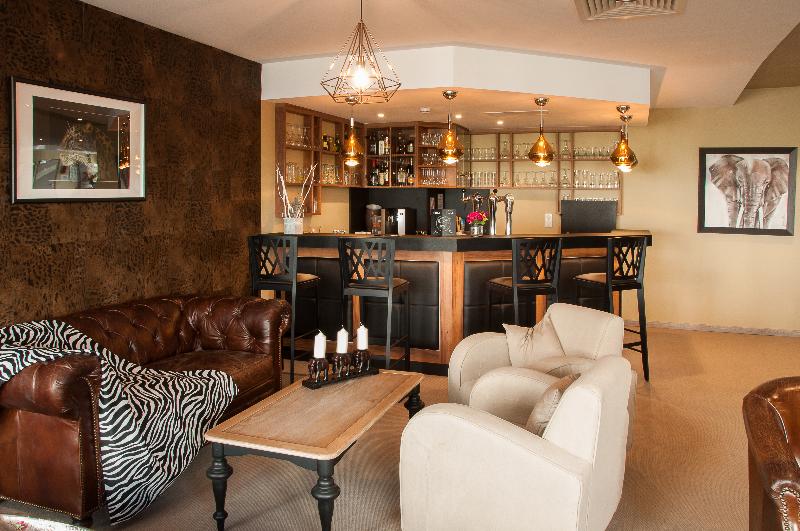 Brit Hotel Lodge - Bar