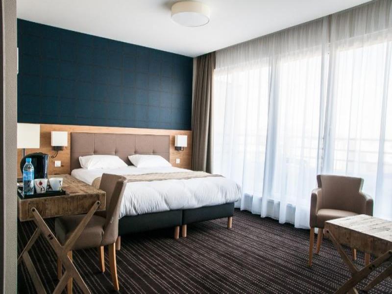 Brit Hotel Lodge - Lobi