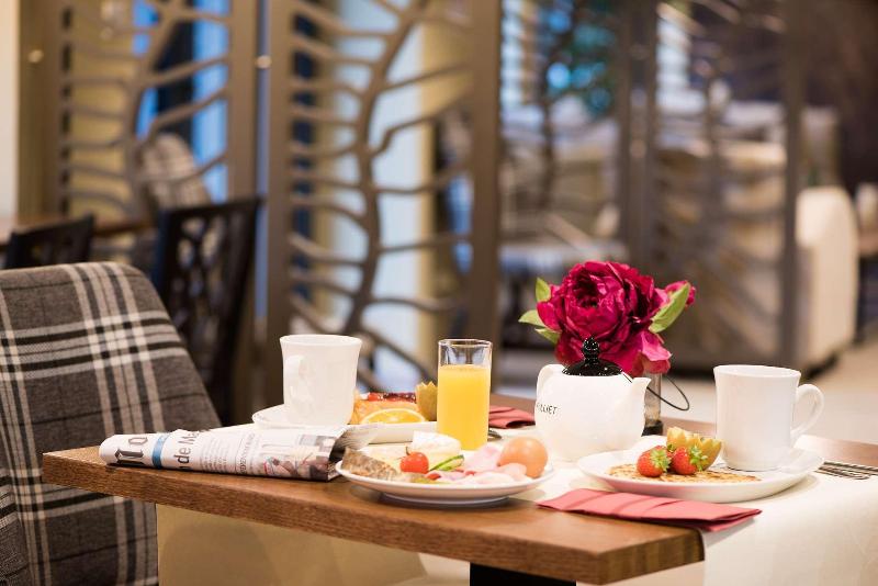 Brit Hotel Lodge - Restoran