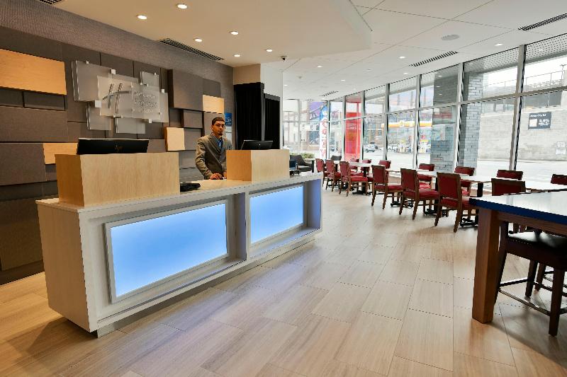 Holiday Inn Express Jersey City - Holland Tunnel - Lobi