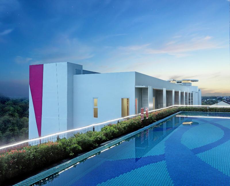 favehotel Madiun - Havuz