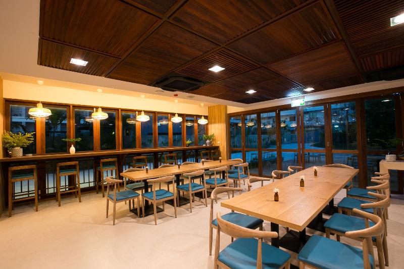 DeeProm Pattaya Hotel - Restoran