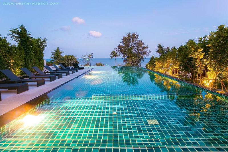 SEAnery Beach Resort - Havuz