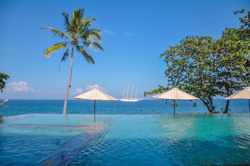 Rajavilla Lombok Resort - Havuz
