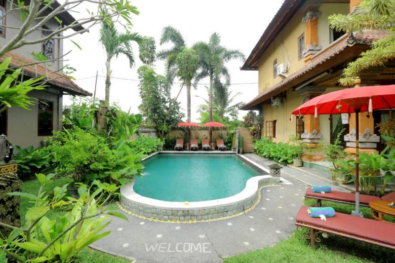 Uma Sari Cottage - Havuz