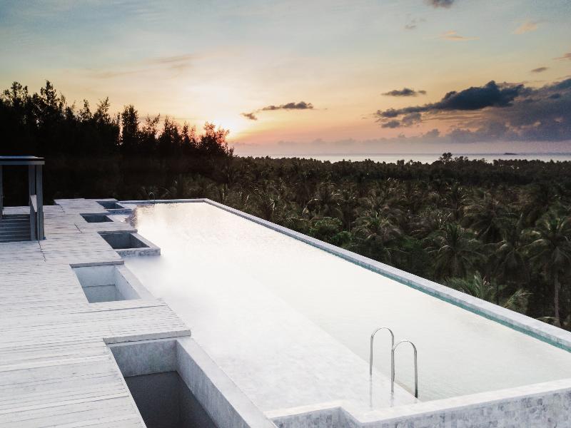 Varivana Resort Koh Phangan,The Centara Collection - Havuz