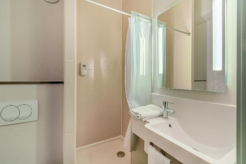 B&B HOTEL Salon De Provence - Oda