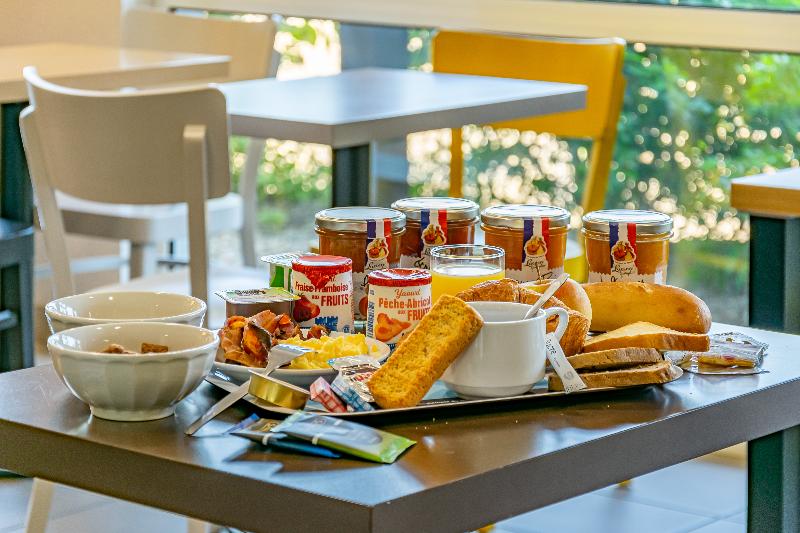 B&B HOTEL Salon De Provence - Restoran