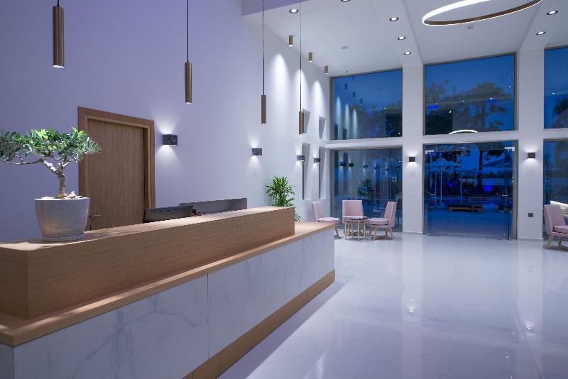 Imperial Palace Hotel - Lobi