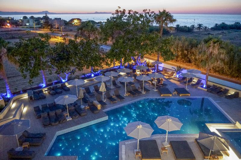 Imperial Palace Hotel - Havuz