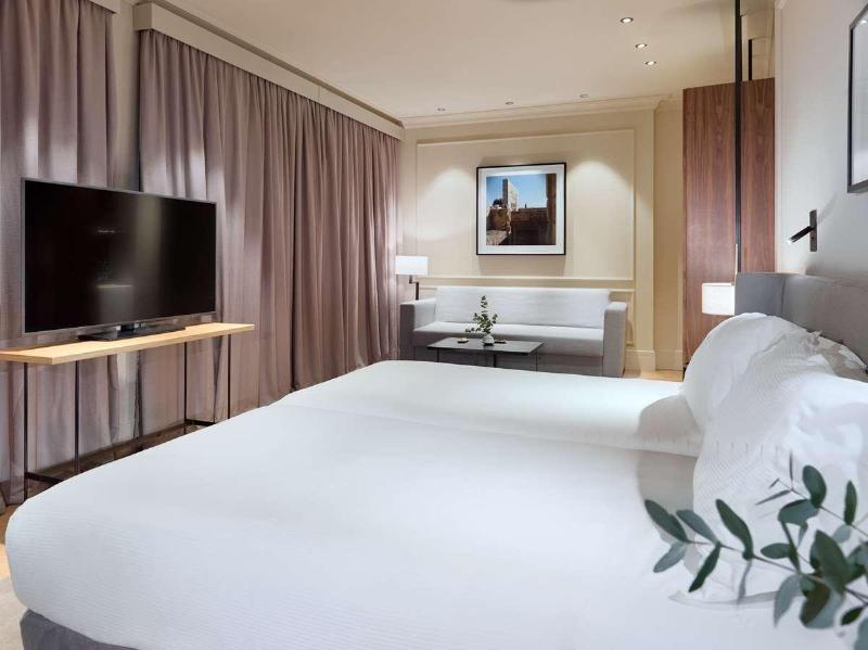 H10 Palacio Colomera - Oda