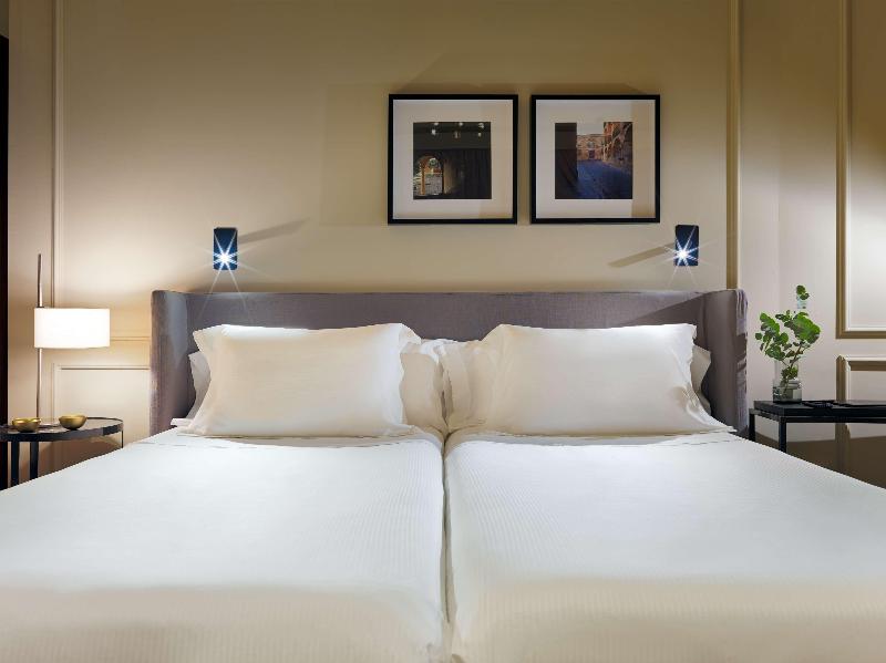 H10 Palacio Colomera - Oda