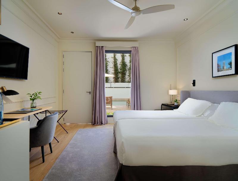 H10 Palacio Colomera - Oda