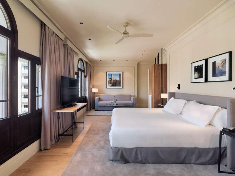 H10 Palacio Colomera - Oda