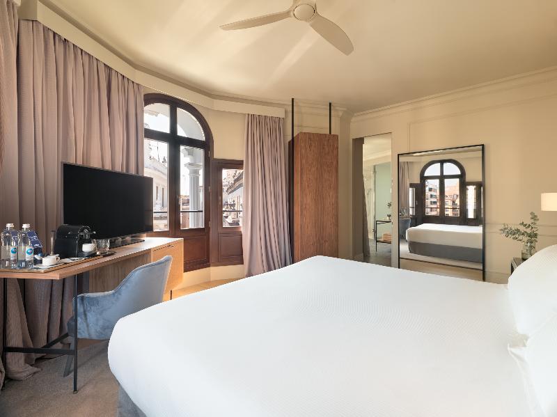 H10 Palacio Colomera - Oda