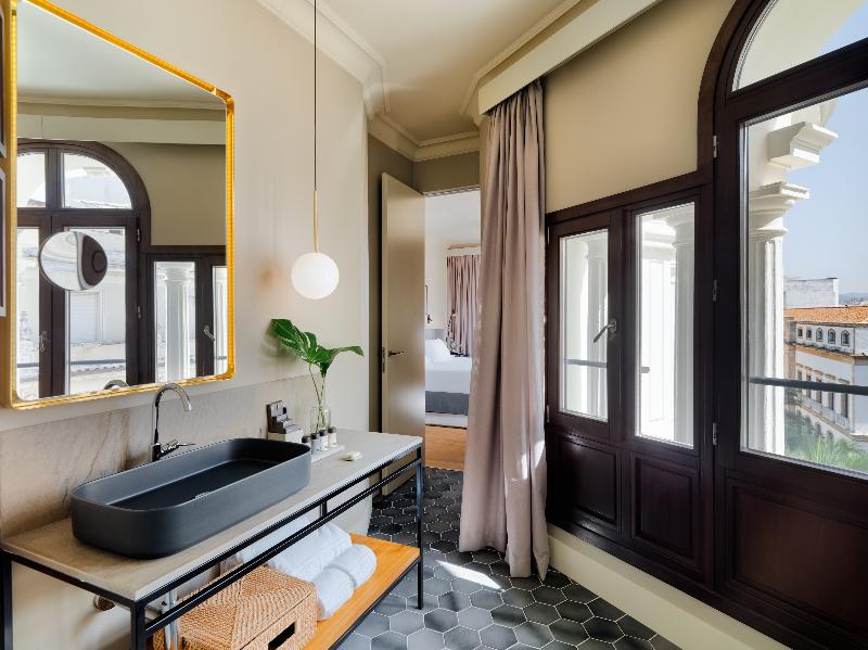 H10 Palacio Colomera - Oda