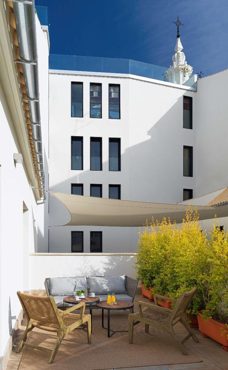 H10 Palacio Colomera - Oda
