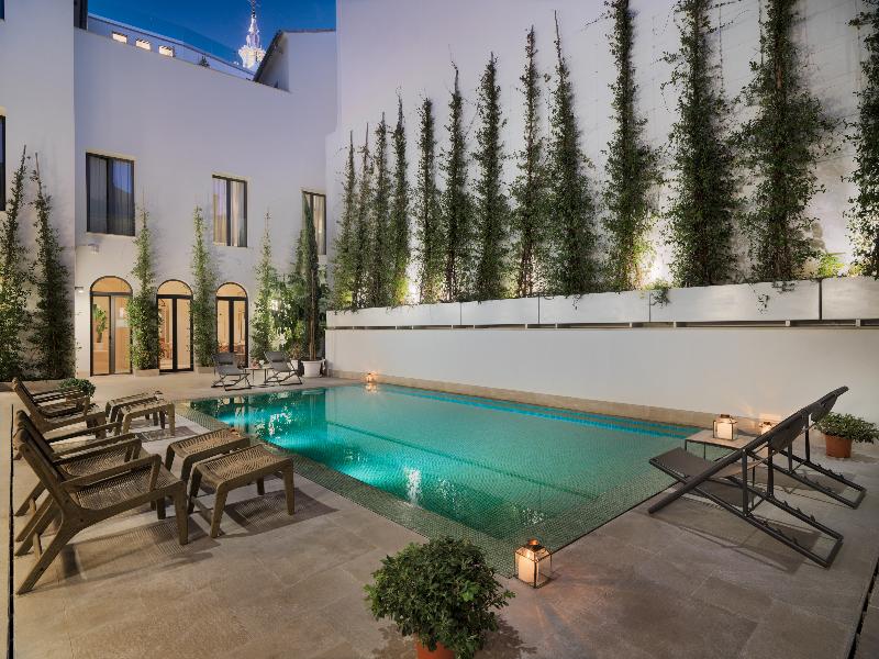 H10 Palacio Colomera - Havuz