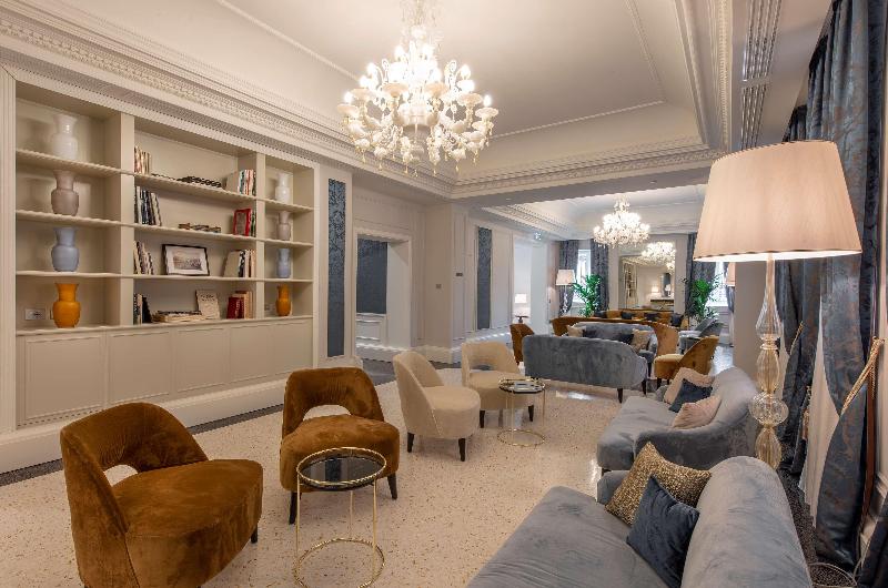 H10 Palazzo Canova - Lobi