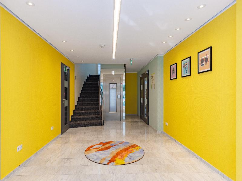 Garner Hotel Cologne East - Lobi