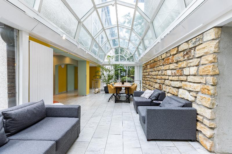 Garner Hotel Cologne East - Lobi