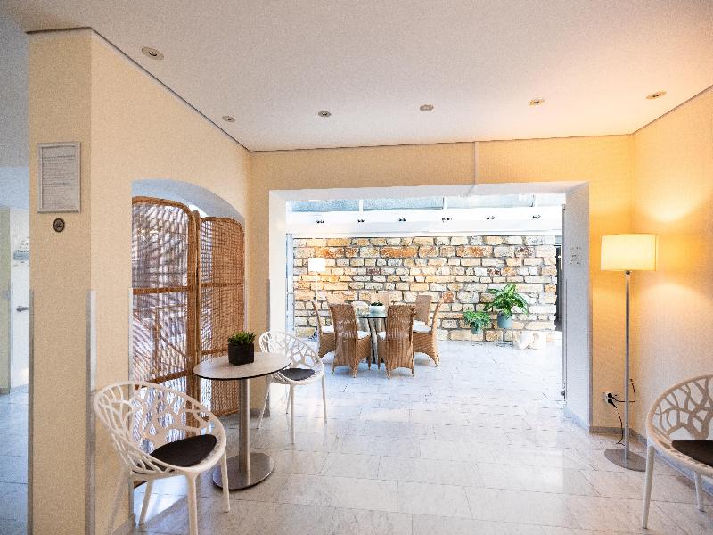 Garner Hotel Cologne East - Genel