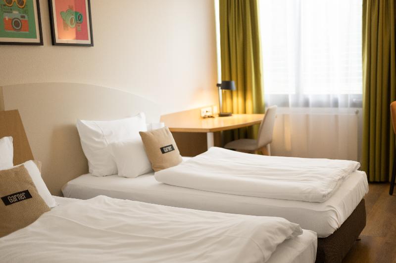 Garner Hotel Erlangen Süd - Oda