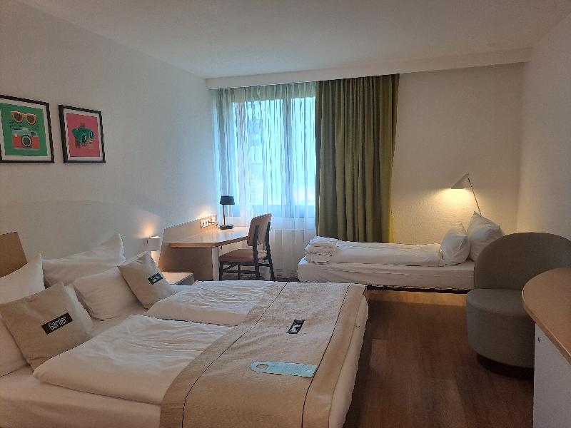 Garner Hotel Erlangen Süd - Oda