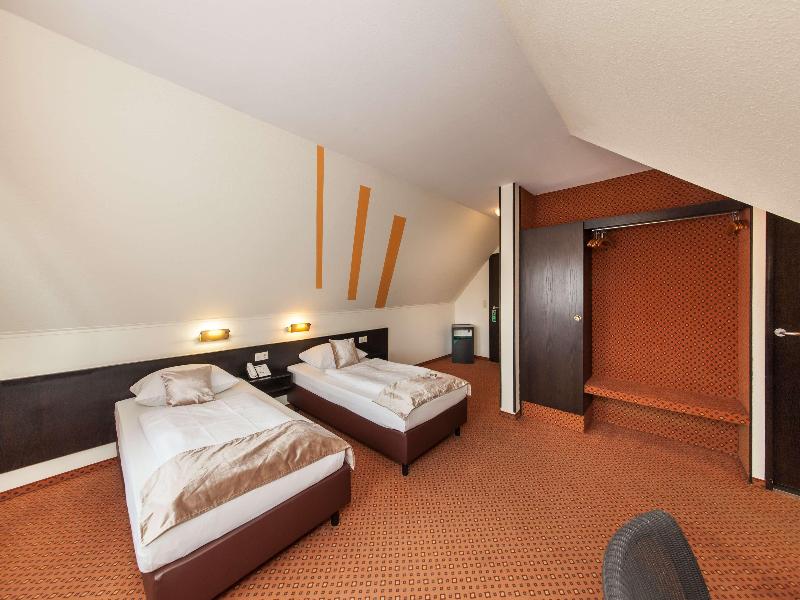 Hotel Strohgäu - Oda