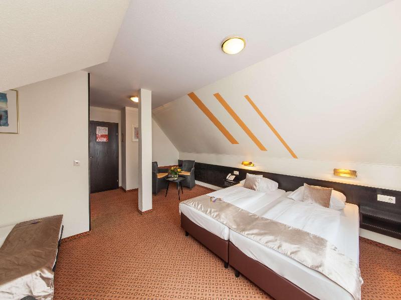 Hotel Strohgäu - Oda