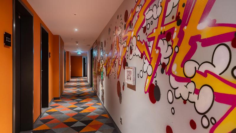 Holiday Inn - the niu, Hide Berlin Friedrichshain - Lobi