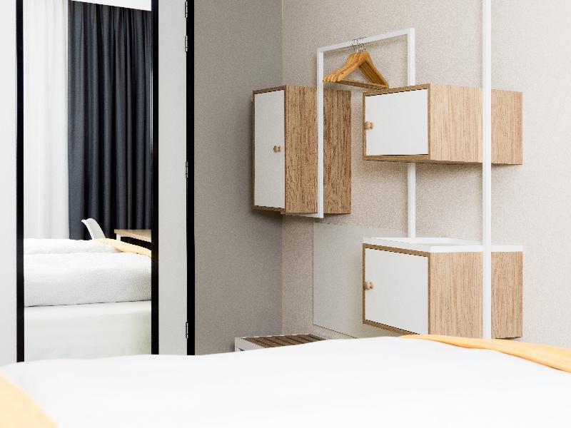 Holiday Inn - the niu, Dairy Haarlem - Oda