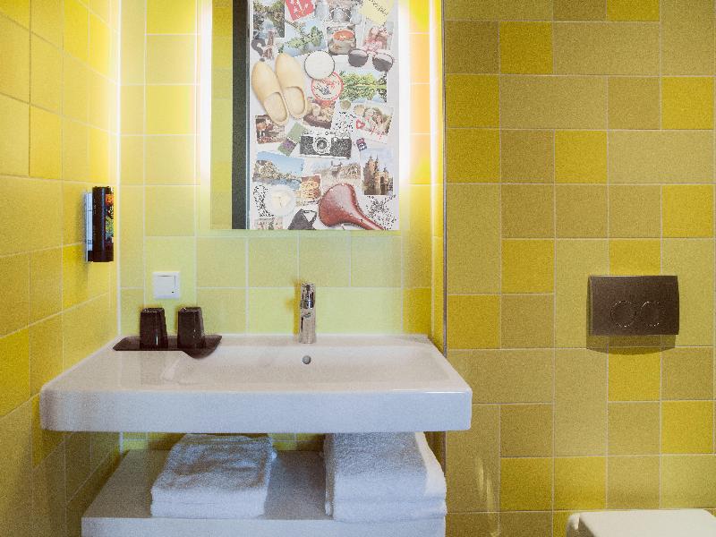 Holiday Inn - the niu, Dairy Haarlem - Oda
