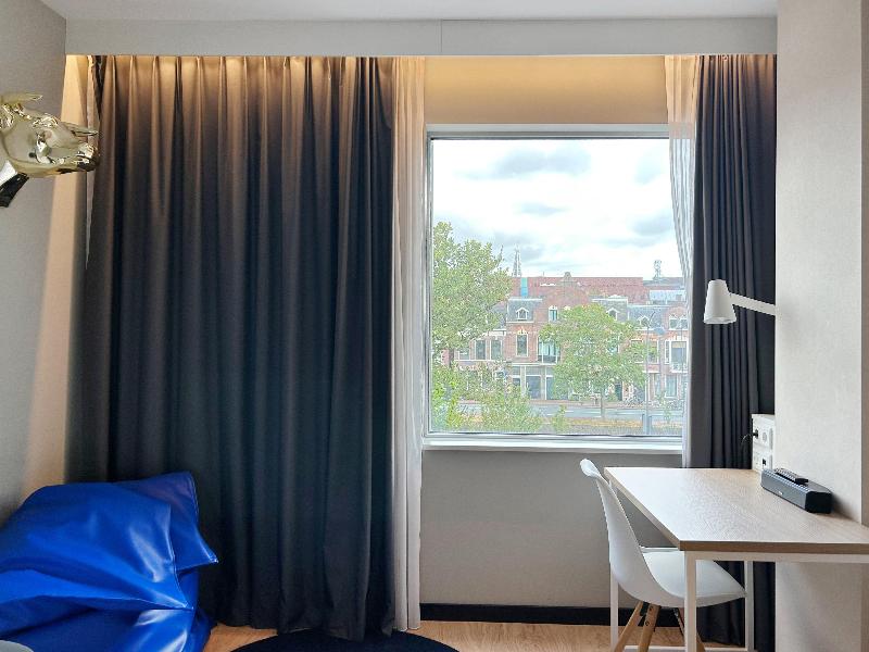 Holiday Inn - the niu, Dairy Haarlem - Oda
