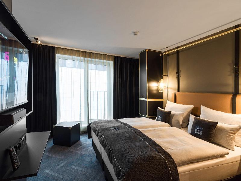 Holiday Inn - the niu, Cobbles Essen - Oda