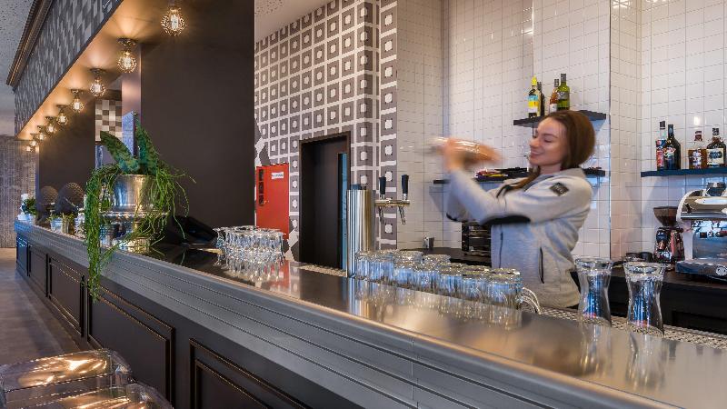 Holiday Inn - the niu, Square Mannheim - Bar