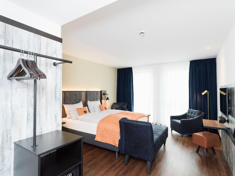 Holiday Inn - the niu, Saddle Fürth - Oda