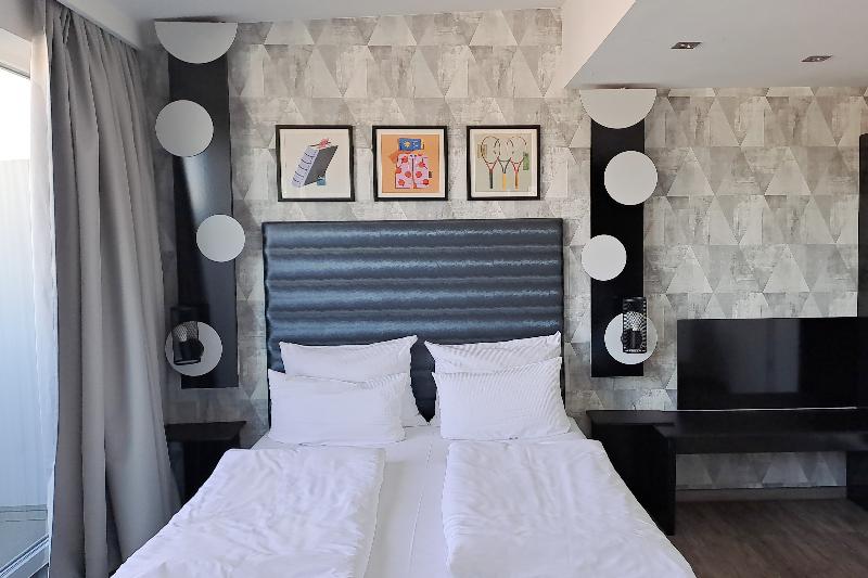 Garner Hotel Bremen City - Oda