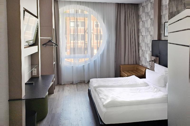 Garner Hotel Bremen City - Oda