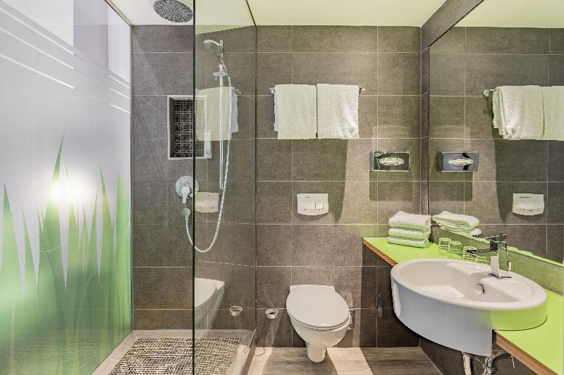 Garner Hotel Bremen City - Oda