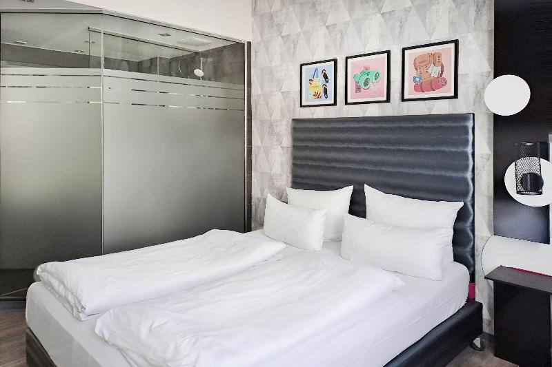 Garner Hotel Bremen City - Oda